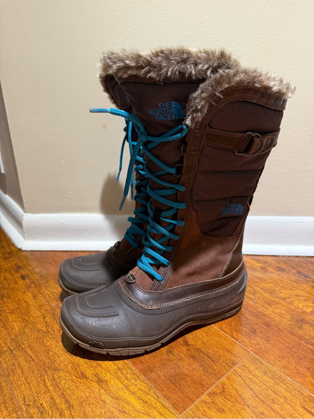 The North Face Women's Tall Winter Snow Boots Faux Fur Brown Blue Laced - Size 8